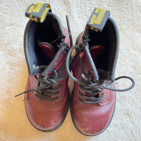 De. Martens us9 toddler - Picture 4 of 5